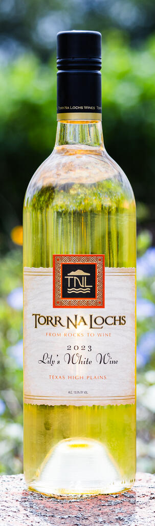 Torr Na Lochs Vineyard & Winery Lily's White Wine Bottle Preview