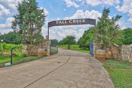 Fall Creek Vineyards Image