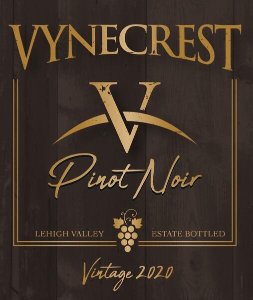 Vynecrest Vineyards & Winery Pinot Noir Bottle Preview