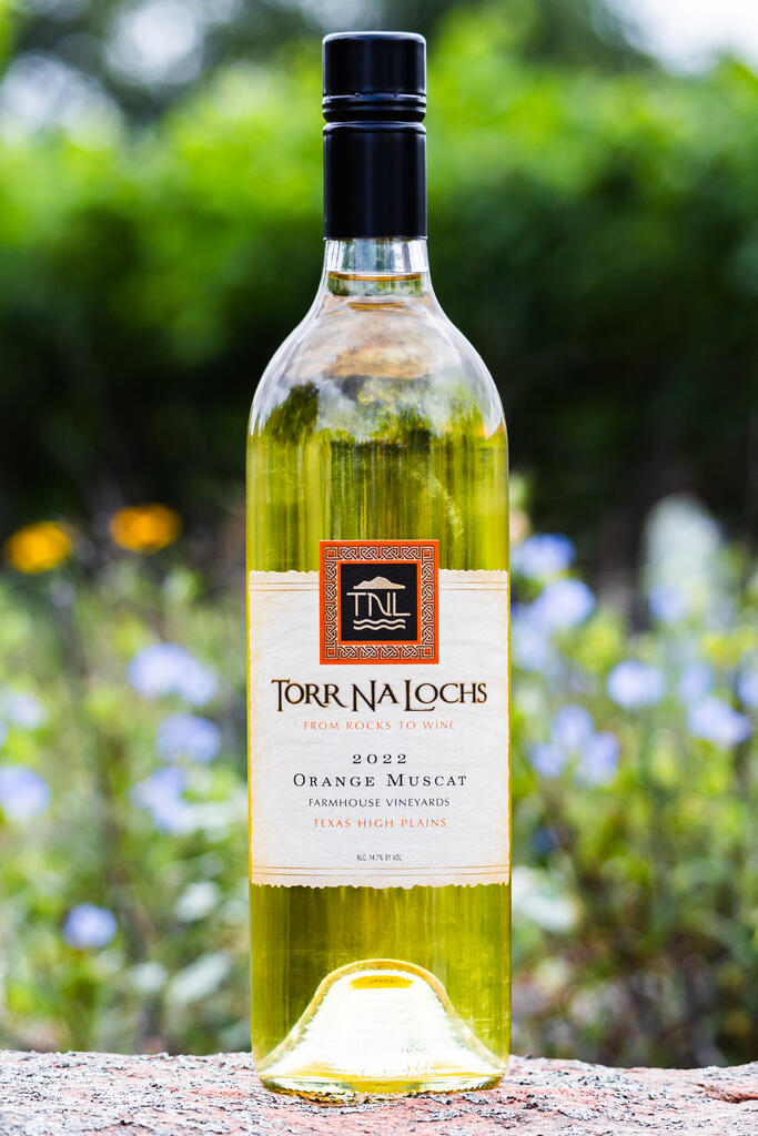 Torr Na Lochs Vineyard & Winery Orange Muscat Bottle Preview