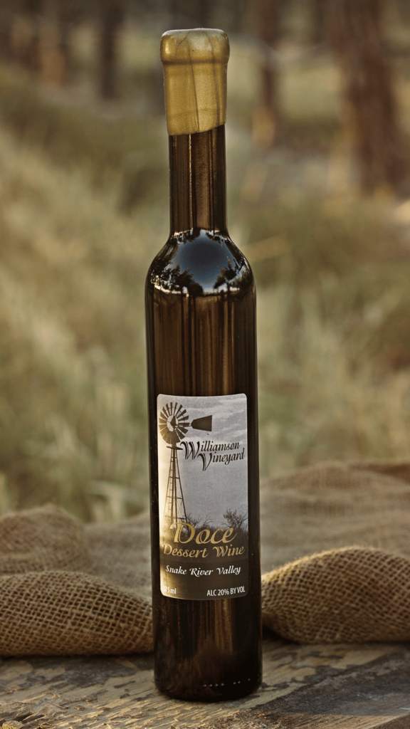 Williamson Orchards & Vineyards Doce Dessert Wine Bottle Preview