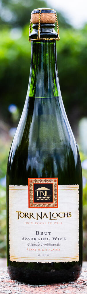 Torr Na Lochs Vineyard & Winery Sparkling Malvasia Bianca Bottle Preview