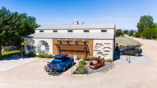 Williamson Orchards & Vineyards Image