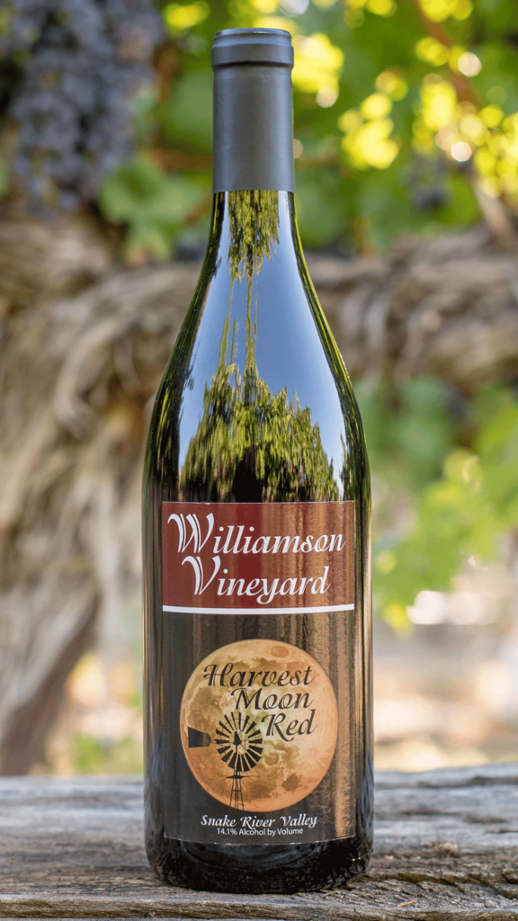 Williamson Orchards & Vineyards Harvest Moon Red Bottle Preview