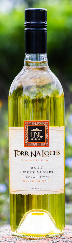 Torr Na Lochs Vineyard & Winery Sweet Sunset Bottle Preview